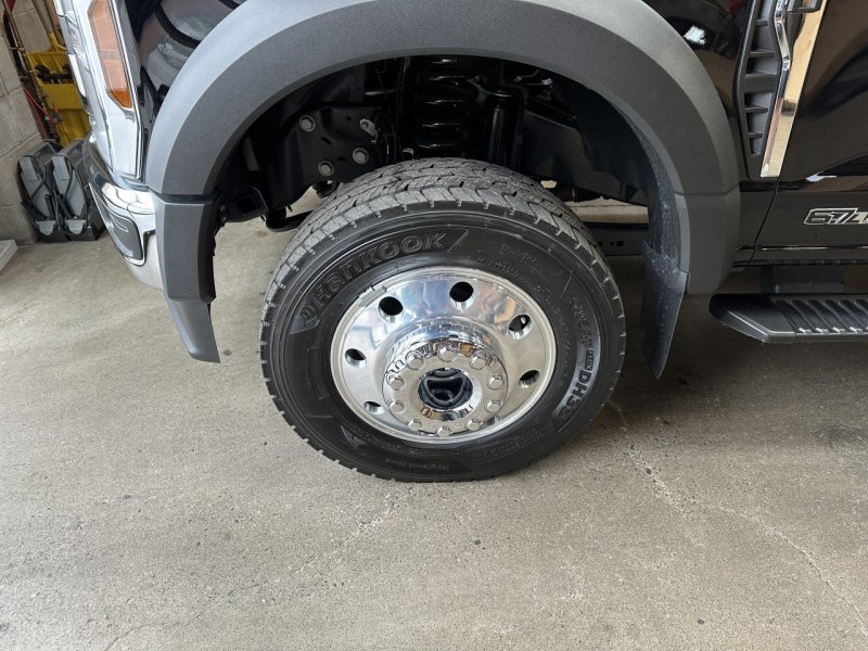 2024 Ford Super Duty F-600 XLT Regular Cab Flat Deck 4x4 201 WB