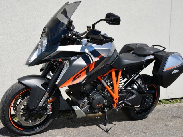 2016 KTM 1290 Super Duke GT