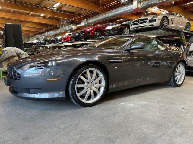 2005 Aston Martin DB9 Coupe