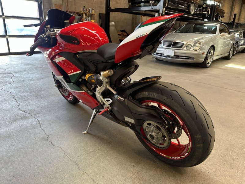 2021 Ducati Panigale V2