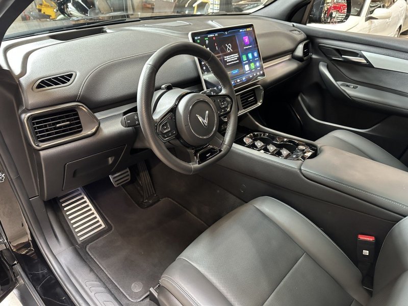 2023 VinFast VF 8 Plus AWD