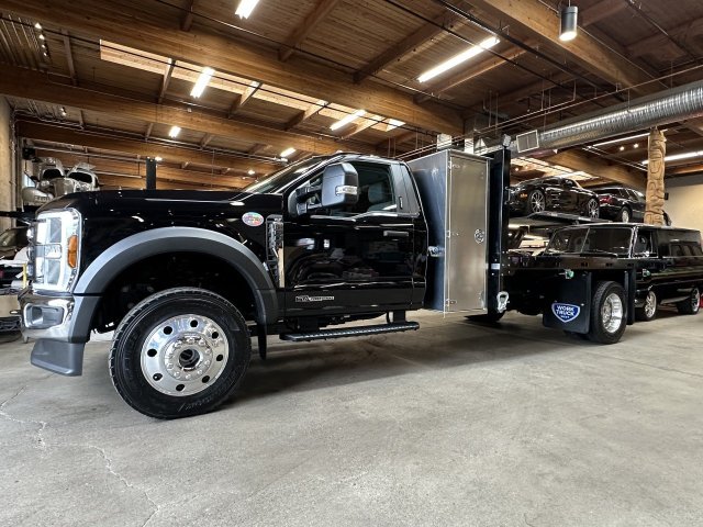 2024 Ford Super Duty F-600 XLT Regular Cab Flat Deck 4x4 201 WB