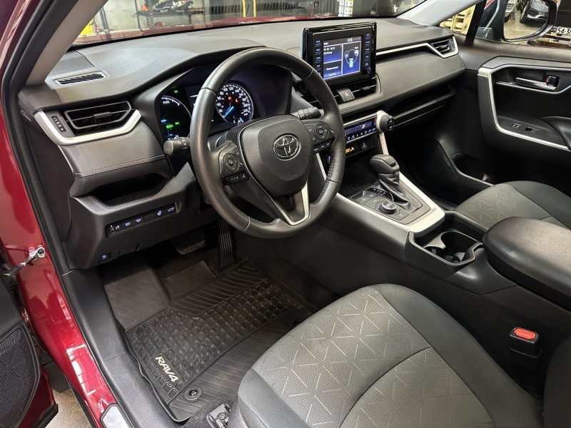 2020 Toyota Rav4 Hybrid XLE AWD