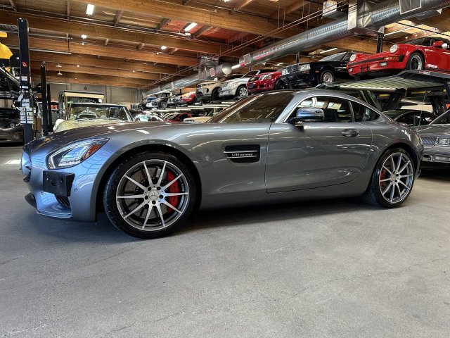 2017 Mercedes-Benz AMG GT S Coupe